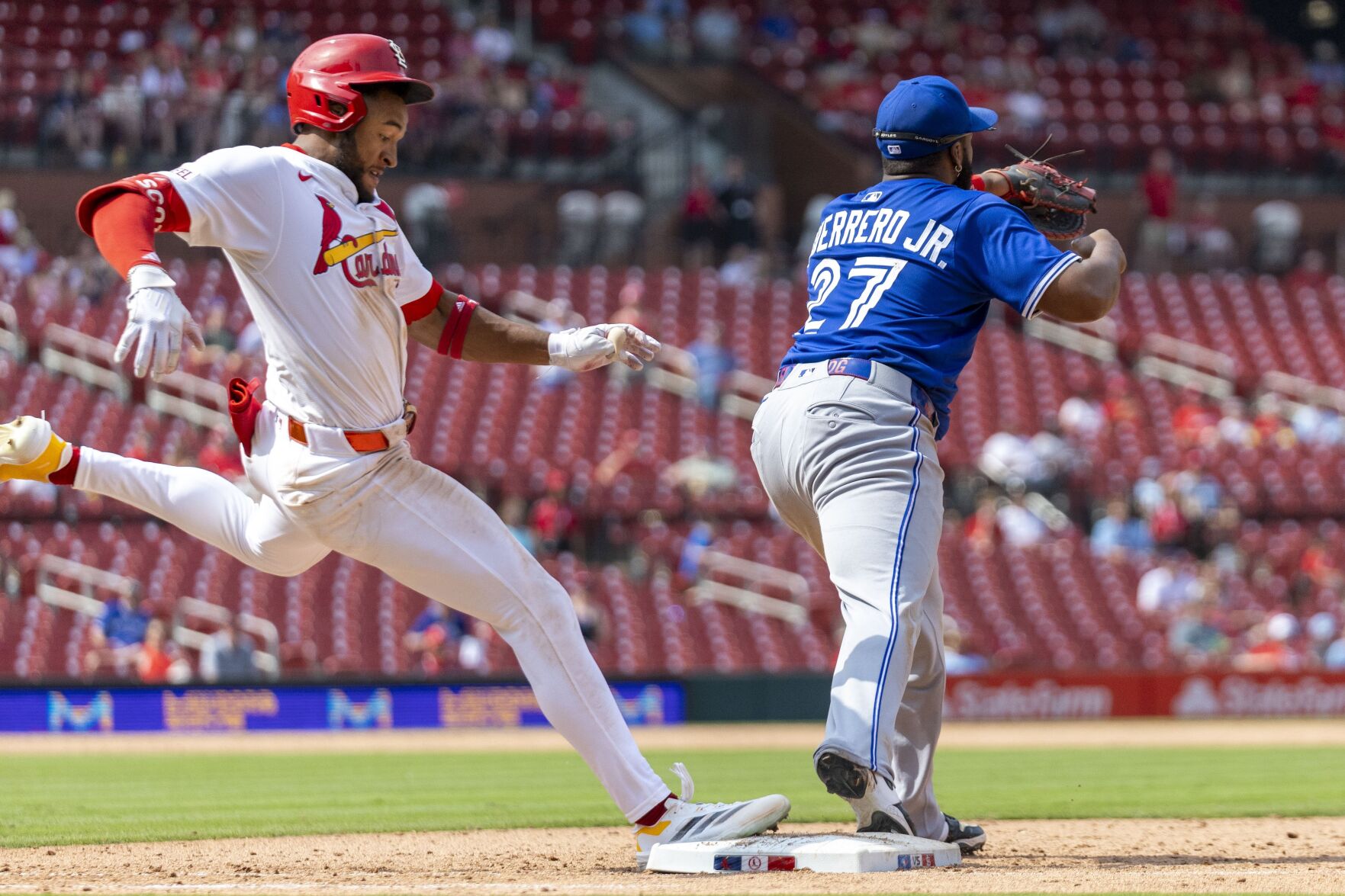 51黑料 Cardinals host Blue Jays